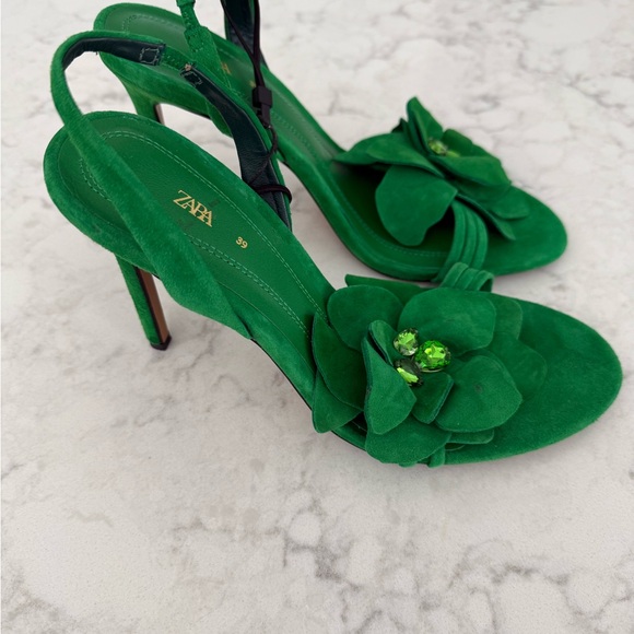 Zara Green Floral Embellished Heels - Picture 2 of 6